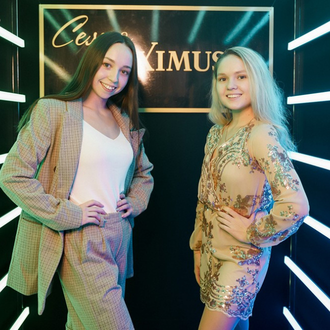 Неоновый тоннель